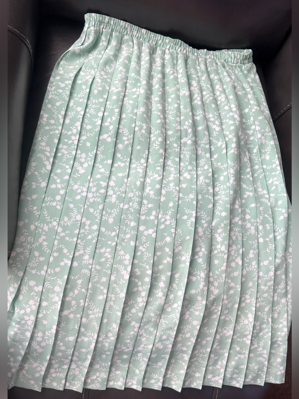 Pleated Mint Green Floral Skirt - Brand